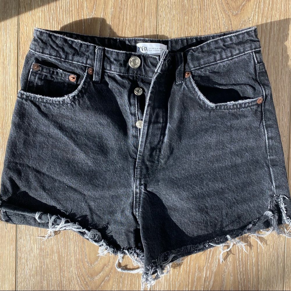 ZARA high rise shorts